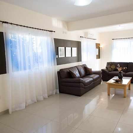 Hara Nissi Beach Villas Agia Napa Buitenkant foto